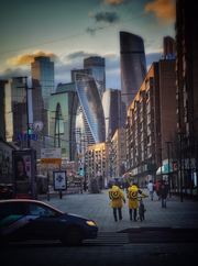 Fast Food Delivery Men (50175567776)