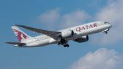 Qatar Airways Boeing 787-8 Dreamliner aircraft, captured by Julian Herzog.